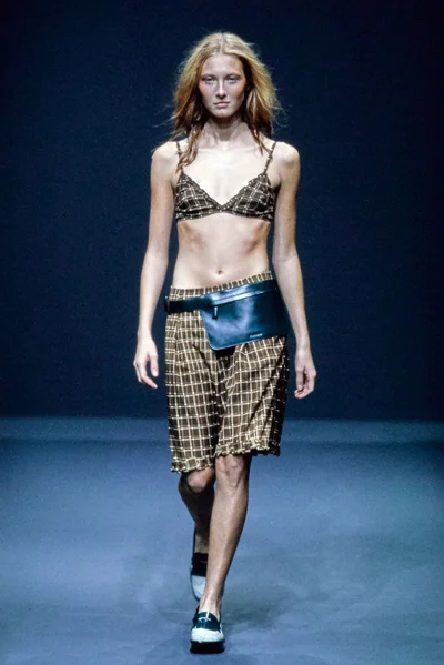 Look 18